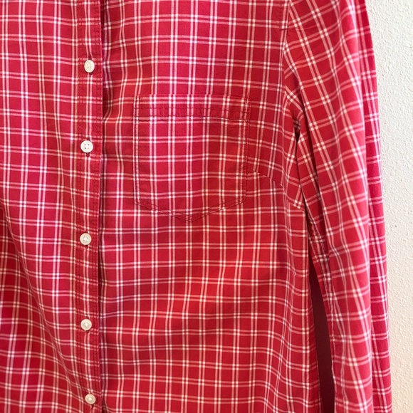 Banana Republic Women's Classic Fit Long Sleeve SZ S Red White PlaidButton Down - Picture 2 of 9